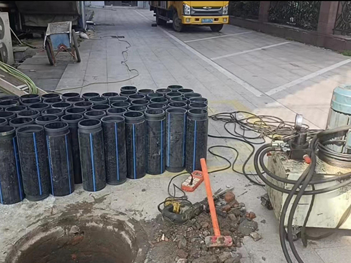 木兰PE置换管厂家 DN315置换管 非开挖管短管置换